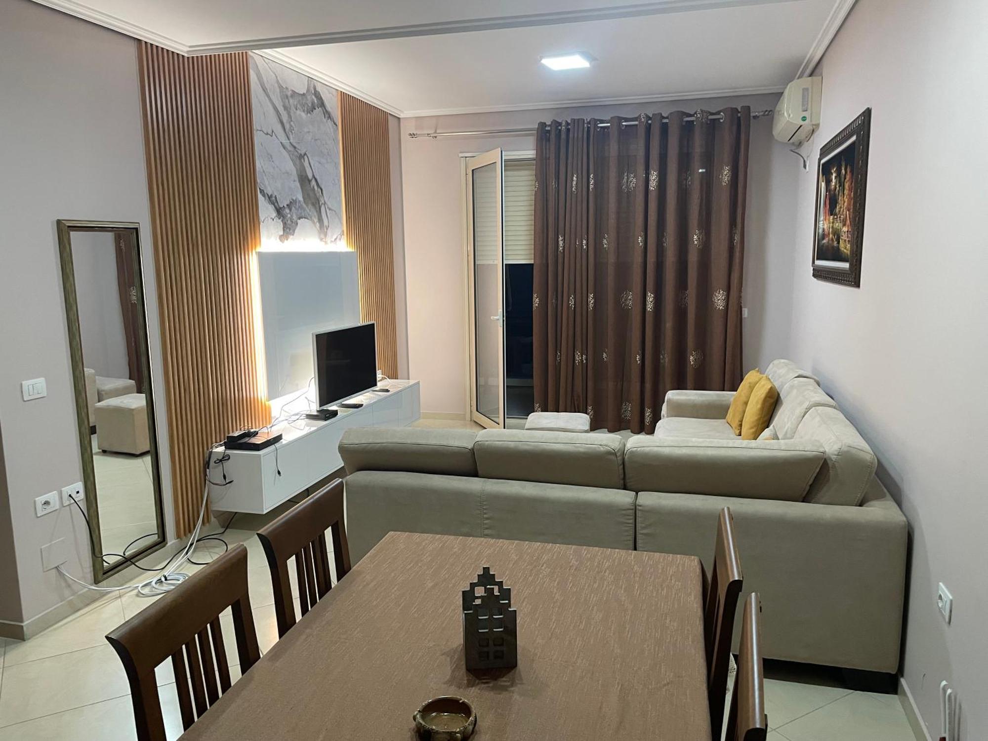 5 Star Apartment Vlorë Exterior foto
